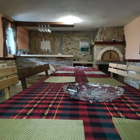 Сюлеймановата Къща Nyaraló Kribul